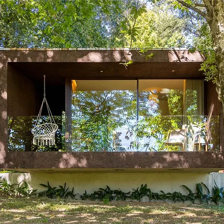 Retreat Deluxe - Portugal Active